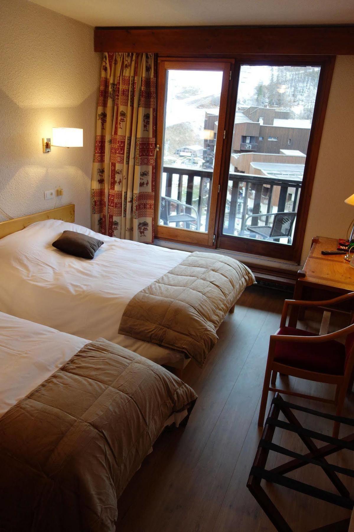 Hotel L'Escale Blanche Les Orres Kültér fotó