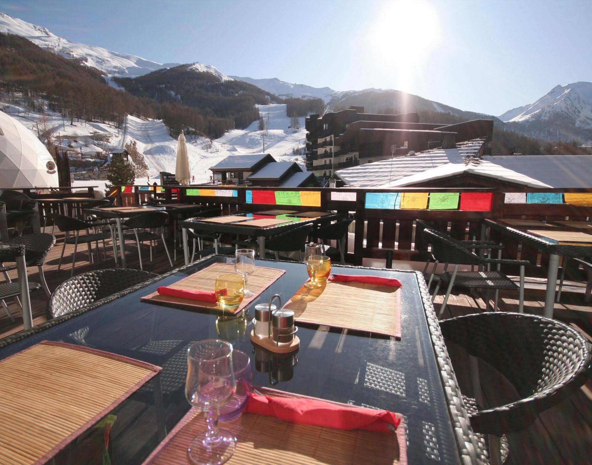 Hotel L'Escale Blanche Les Orres Kültér fotó